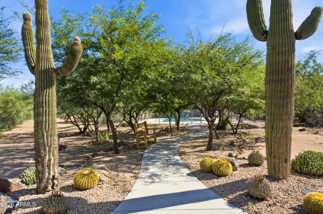 Real Estate Picture 21