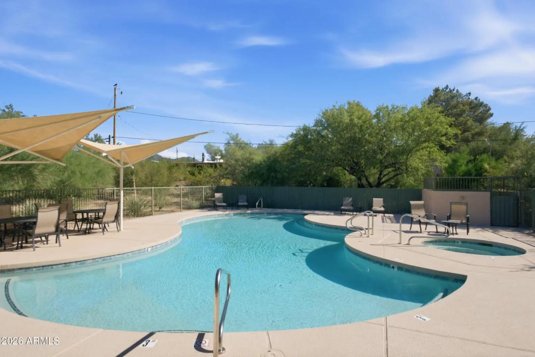 Real Estate Picture 22