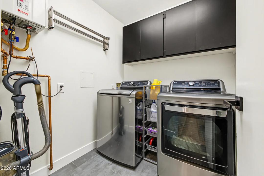 Real Estate Picture 40