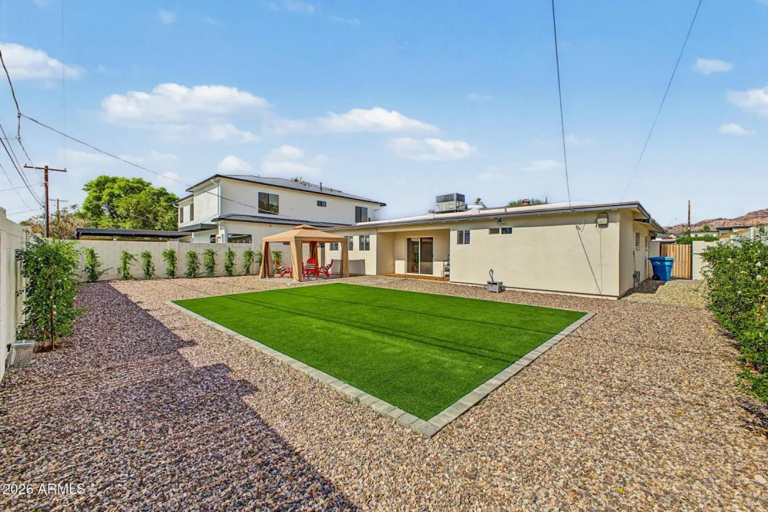 Real Estate Picture 43