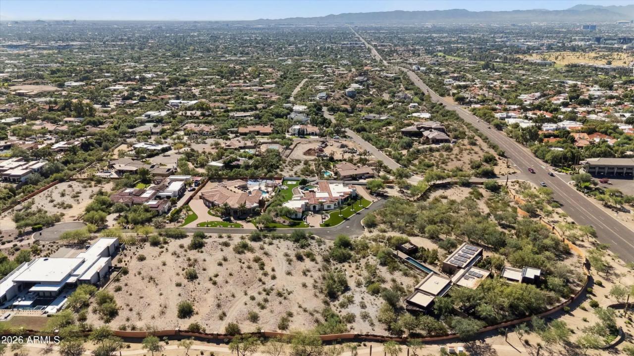 Real Estate Picture 8