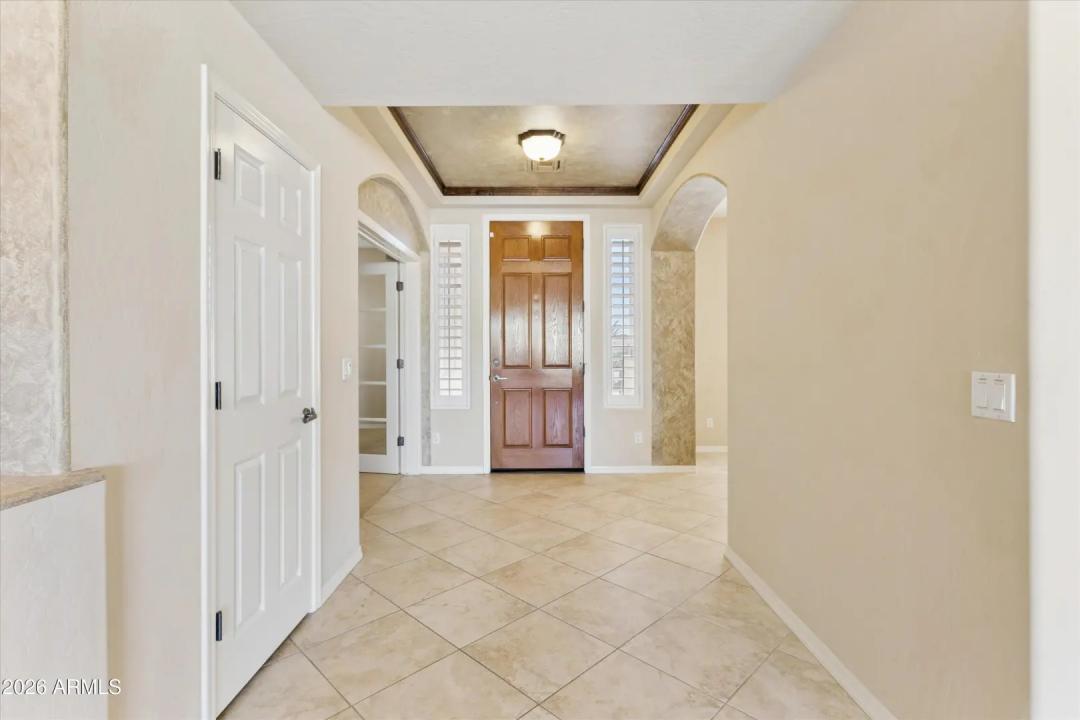 Real Estate Picture 6