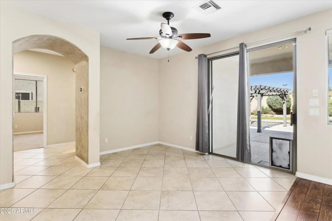 Real Estate Picture 34