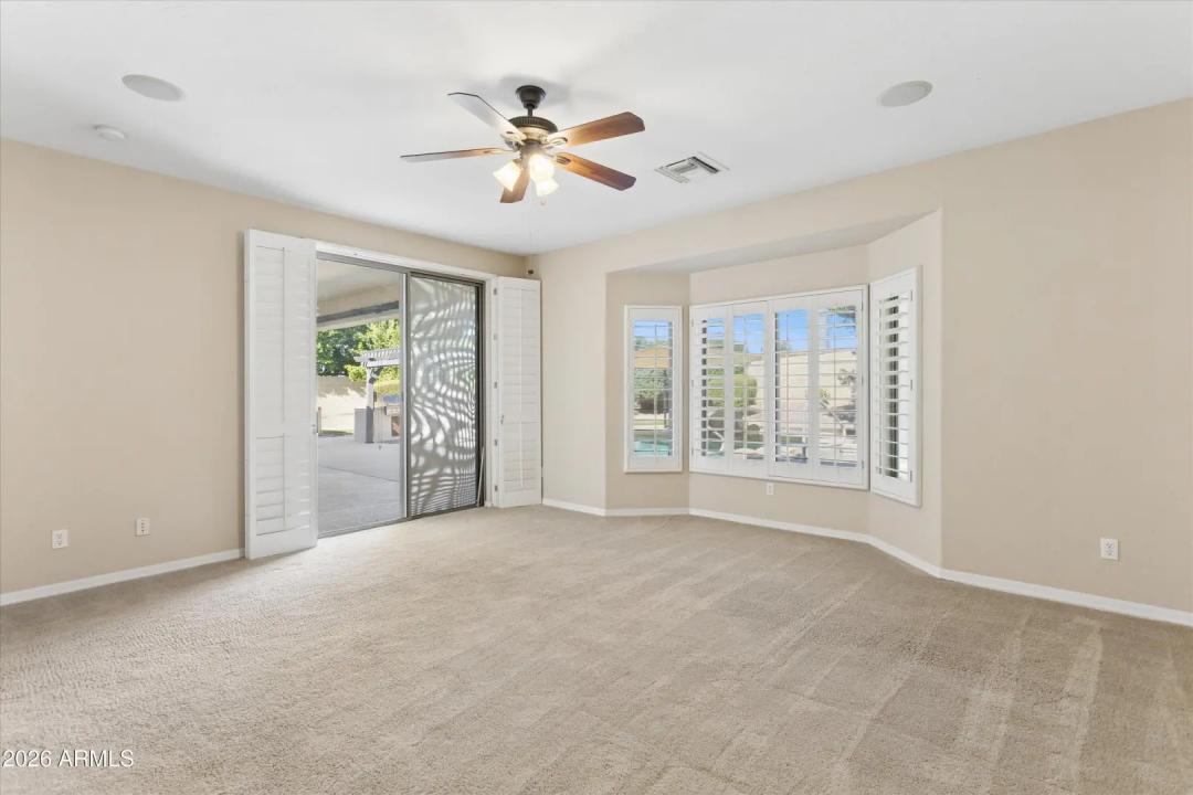 Real Estate Picture 25