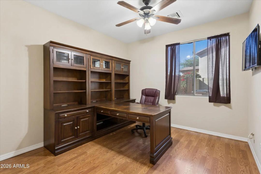 Real Estate Picture 39
