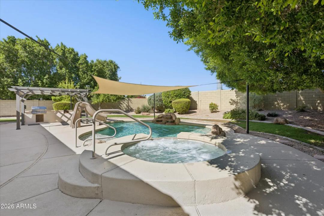 Real Estate Picture 49