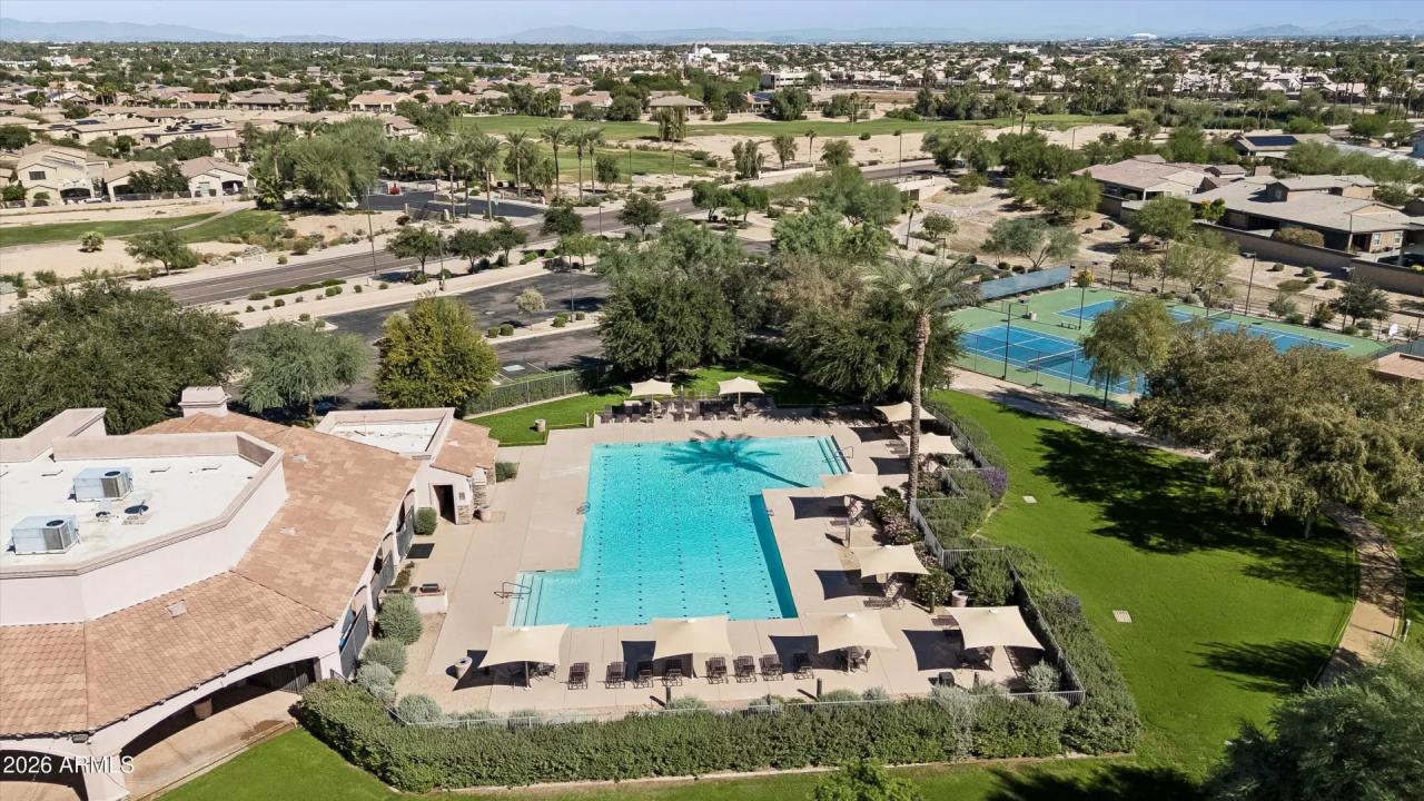 Real Estate Picture 60