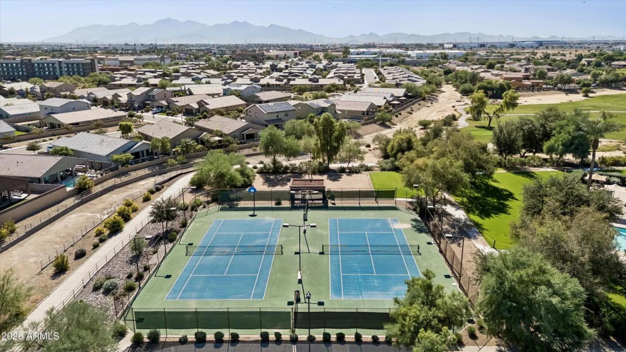 Real Estate Picture 64