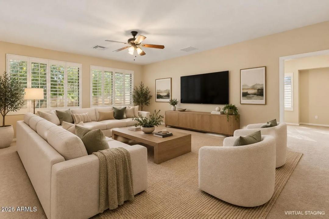 Real Estate Picture 10