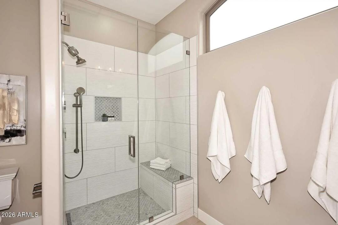 Real Estate Picture 38