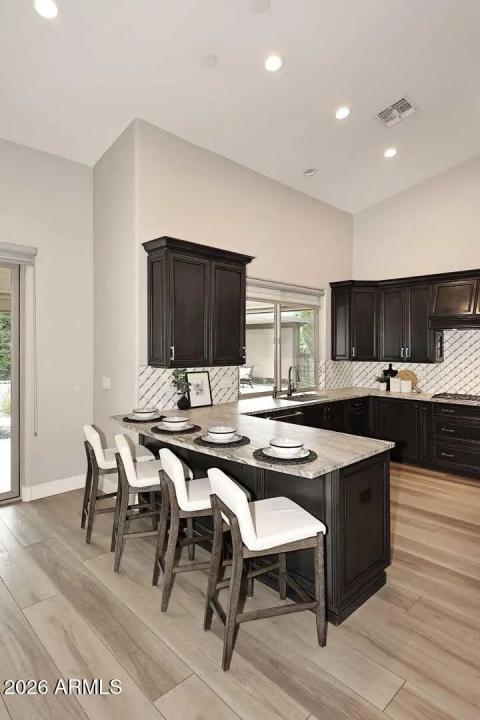 Real Estate Picture 15