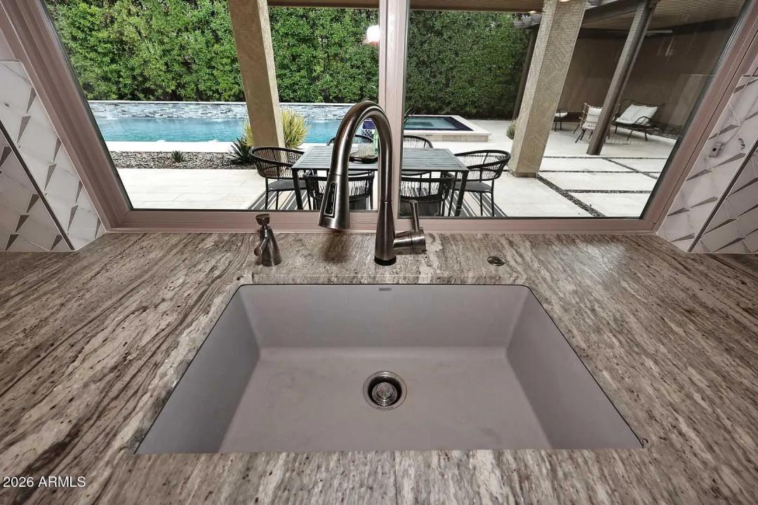 Real Estate Picture 20