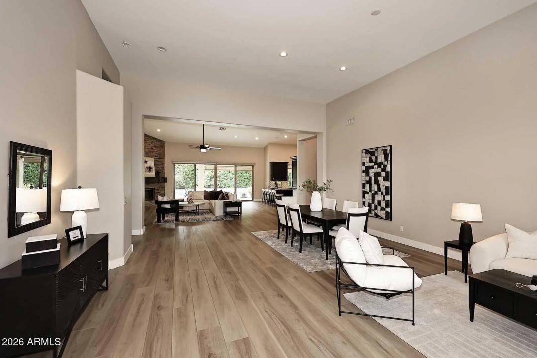Real Estate Picture 5