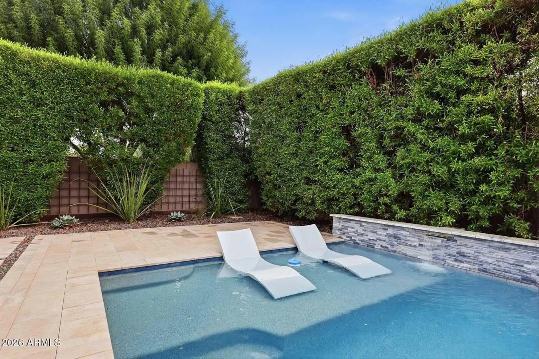 Real Estate Picture 49