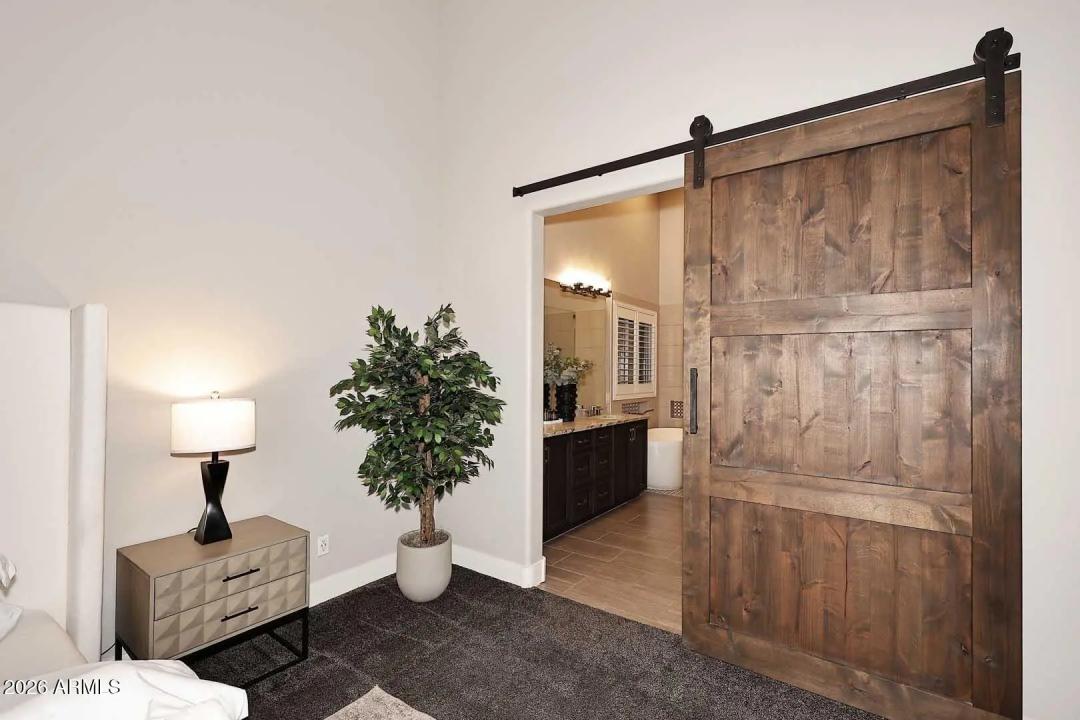 Real Estate Picture 25