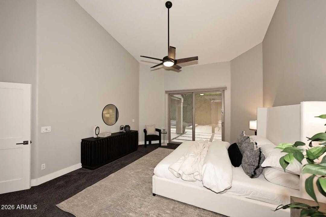 Real Estate Picture 24