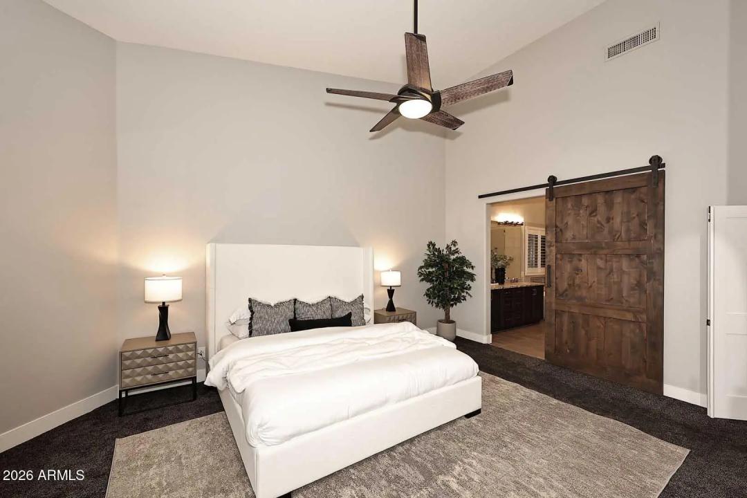 Real Estate Picture 23
