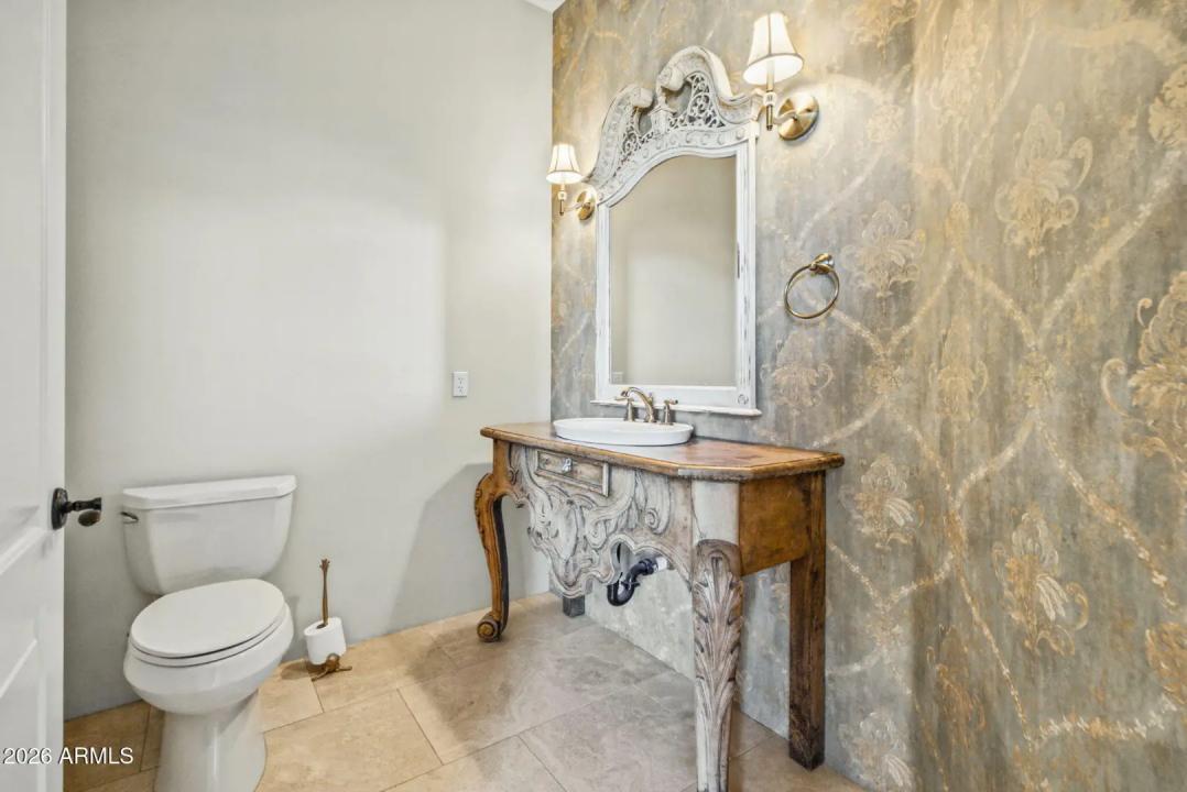 Real Estate Picture 25