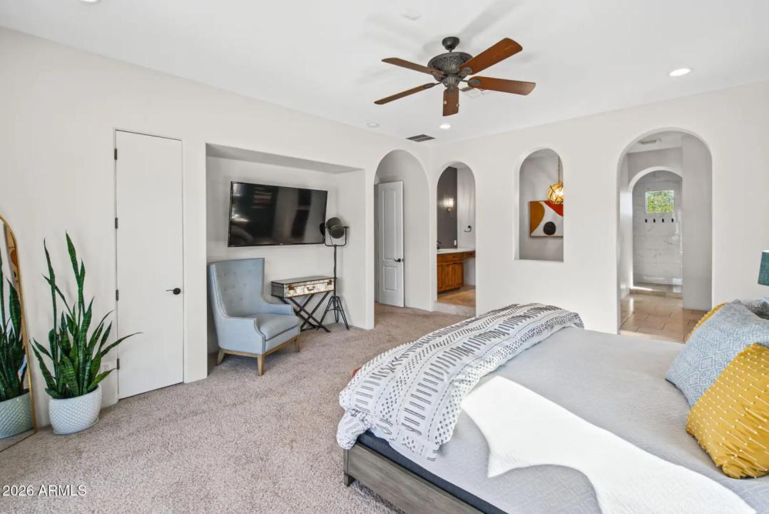Real Estate Picture 29