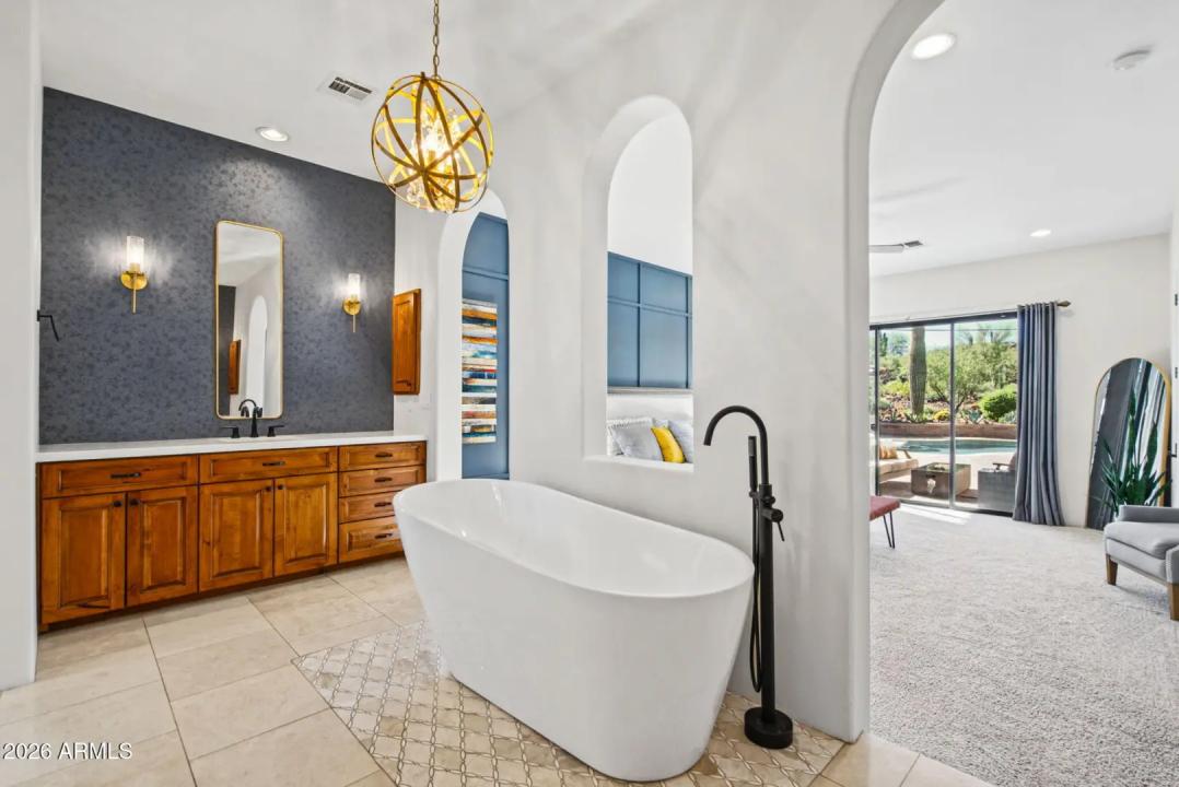 Real Estate Picture 30