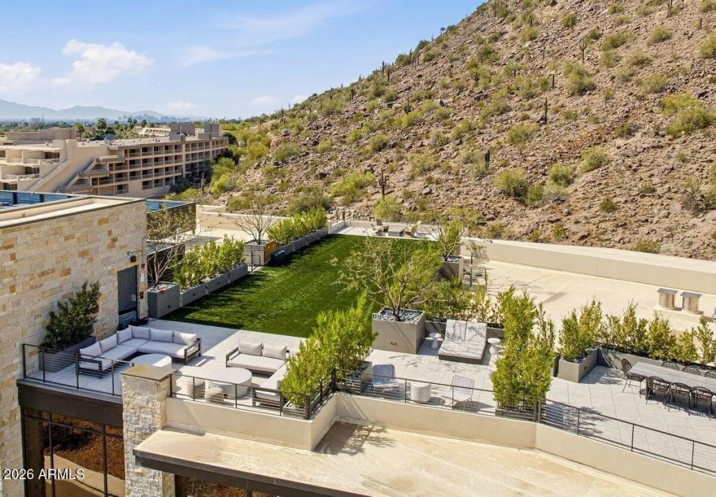 Real Estate Picture 26