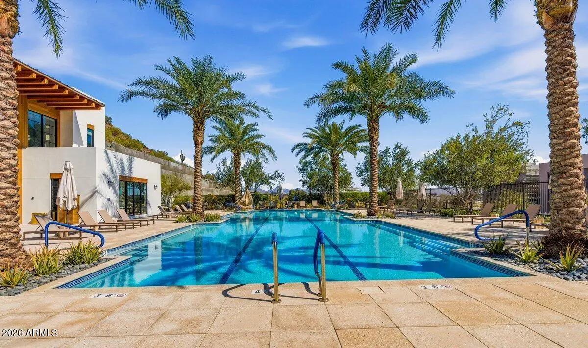 Real Estate Picture 28
