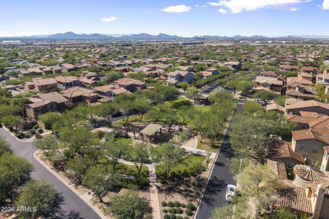 Real Estate Picture 47