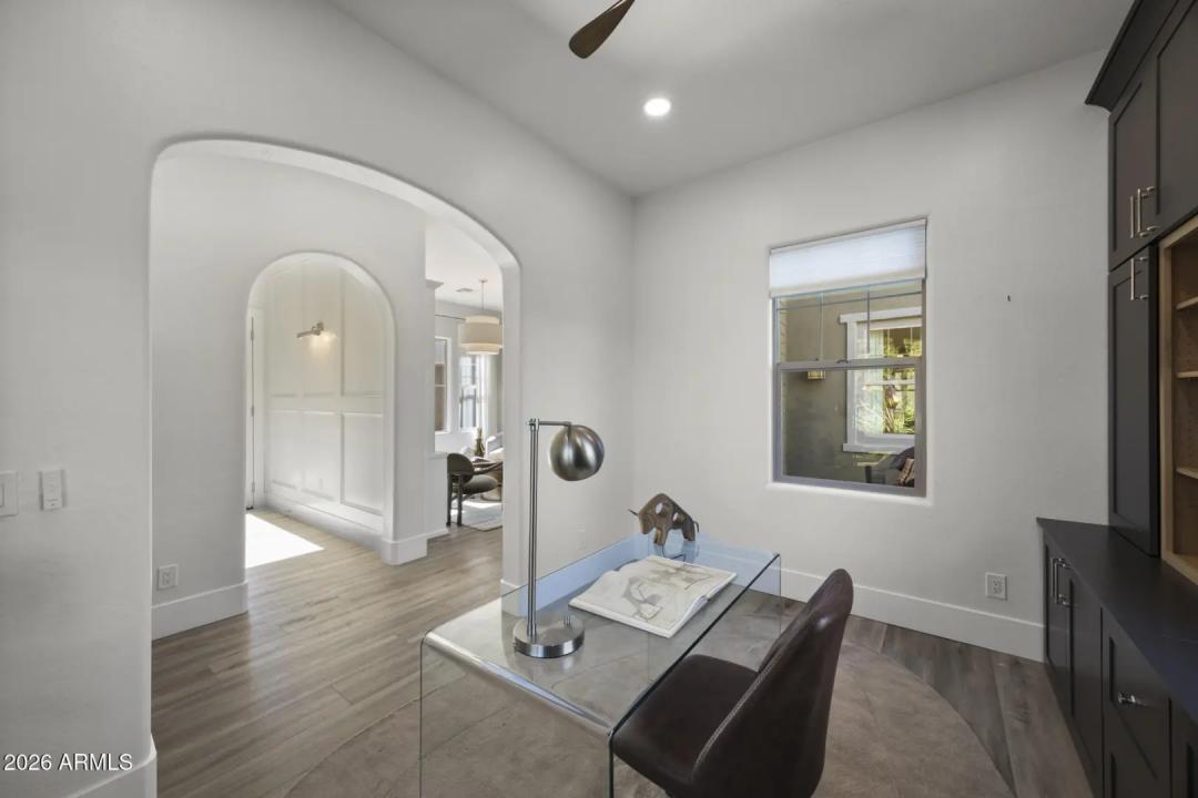 Real Estate Picture 37