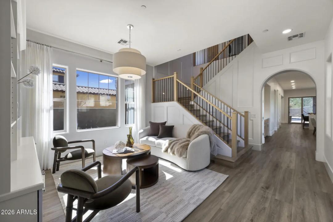 Real Estate Picture 39