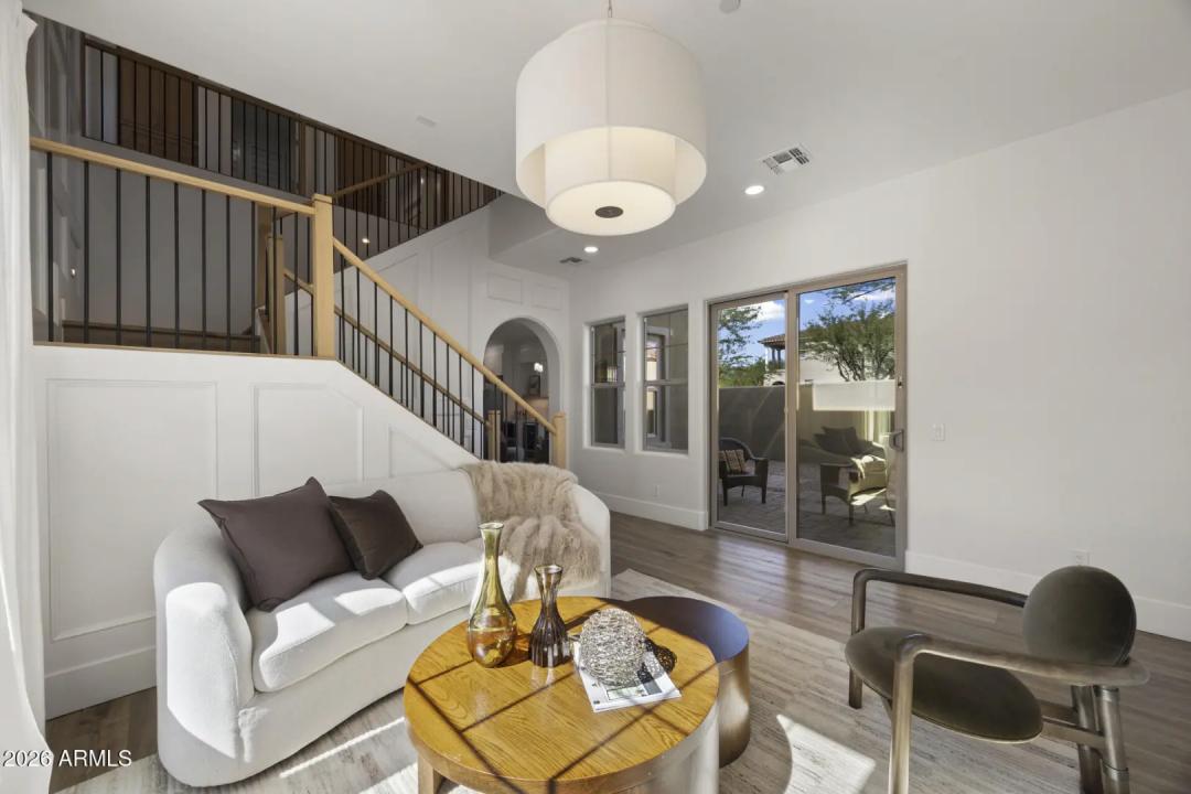 Real Estate Picture 40