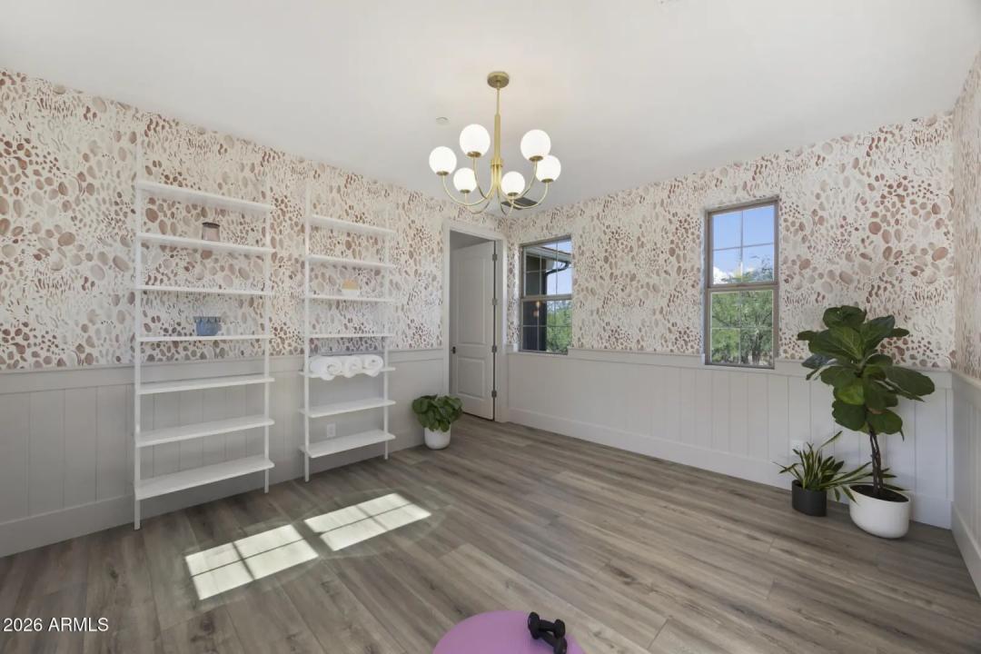 Real Estate Picture 36