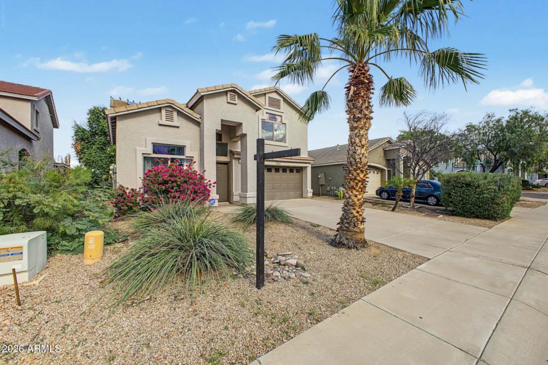 Real Estate Picture 3