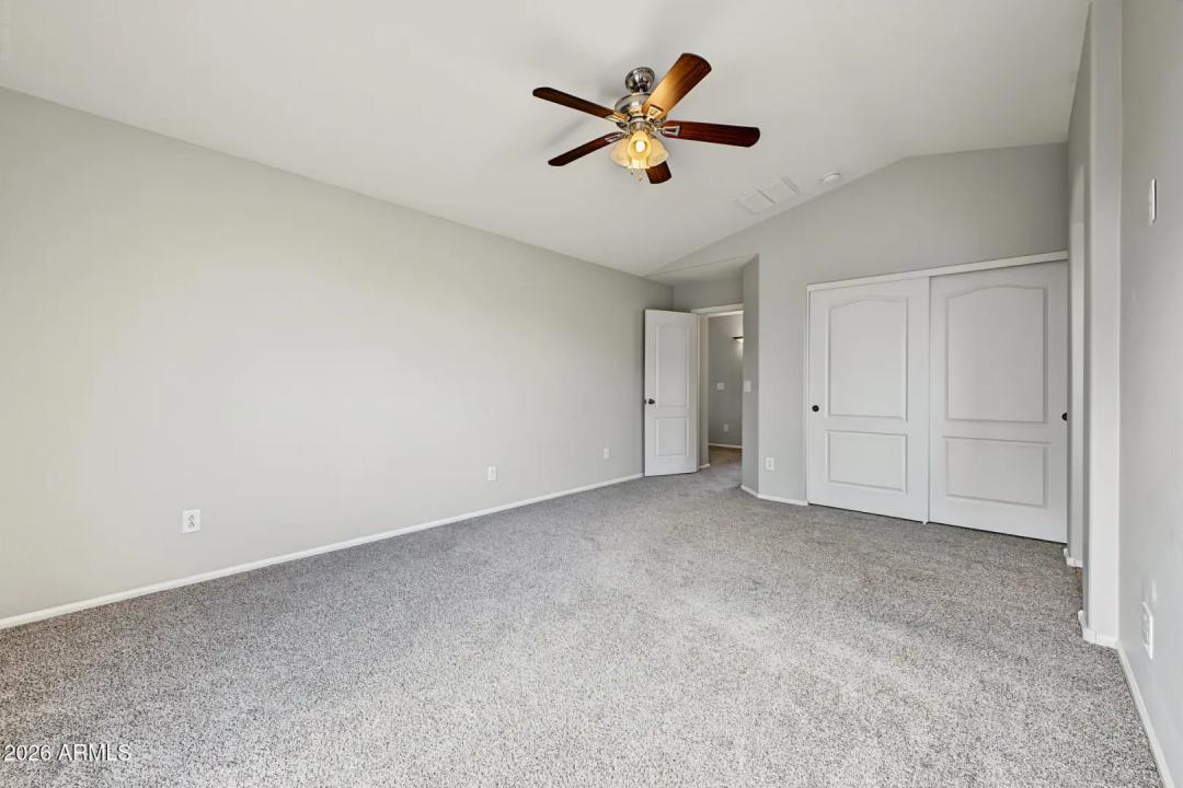 Real Estate Picture 24
