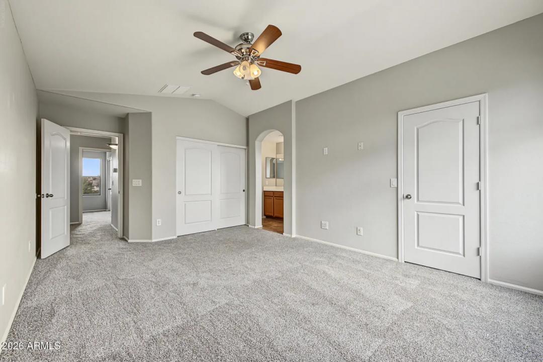 Real Estate Picture 25
