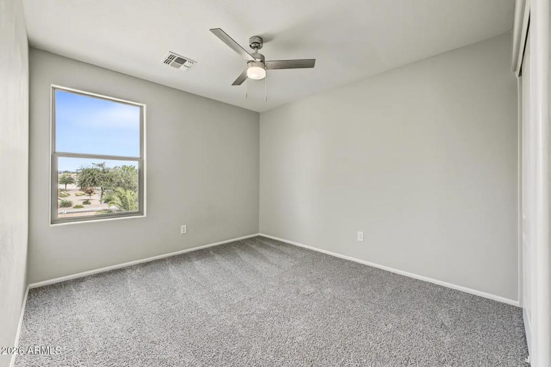 Real Estate Picture 30