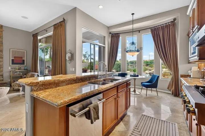 Real Estate Picture 19