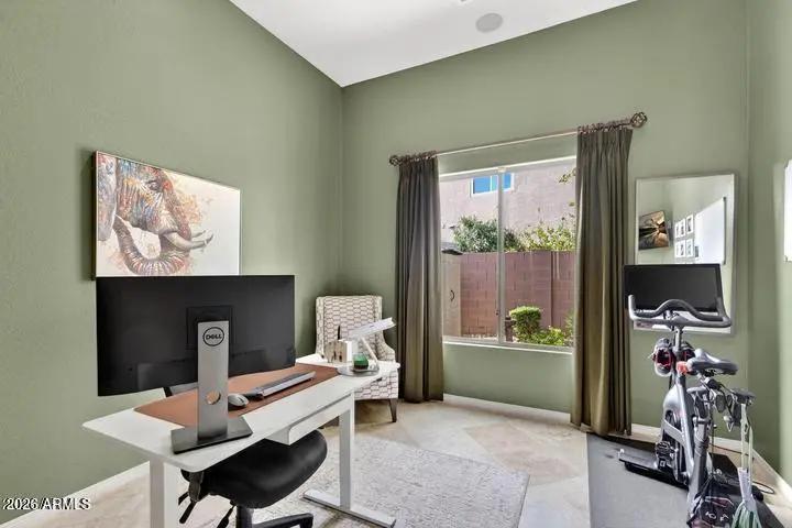Real Estate Picture 24