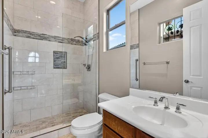 Real Estate Picture 44