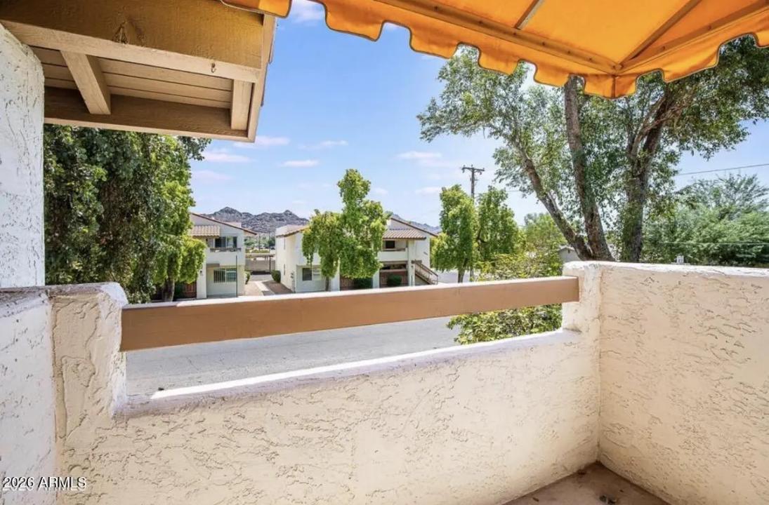 Real Estate Picture 1