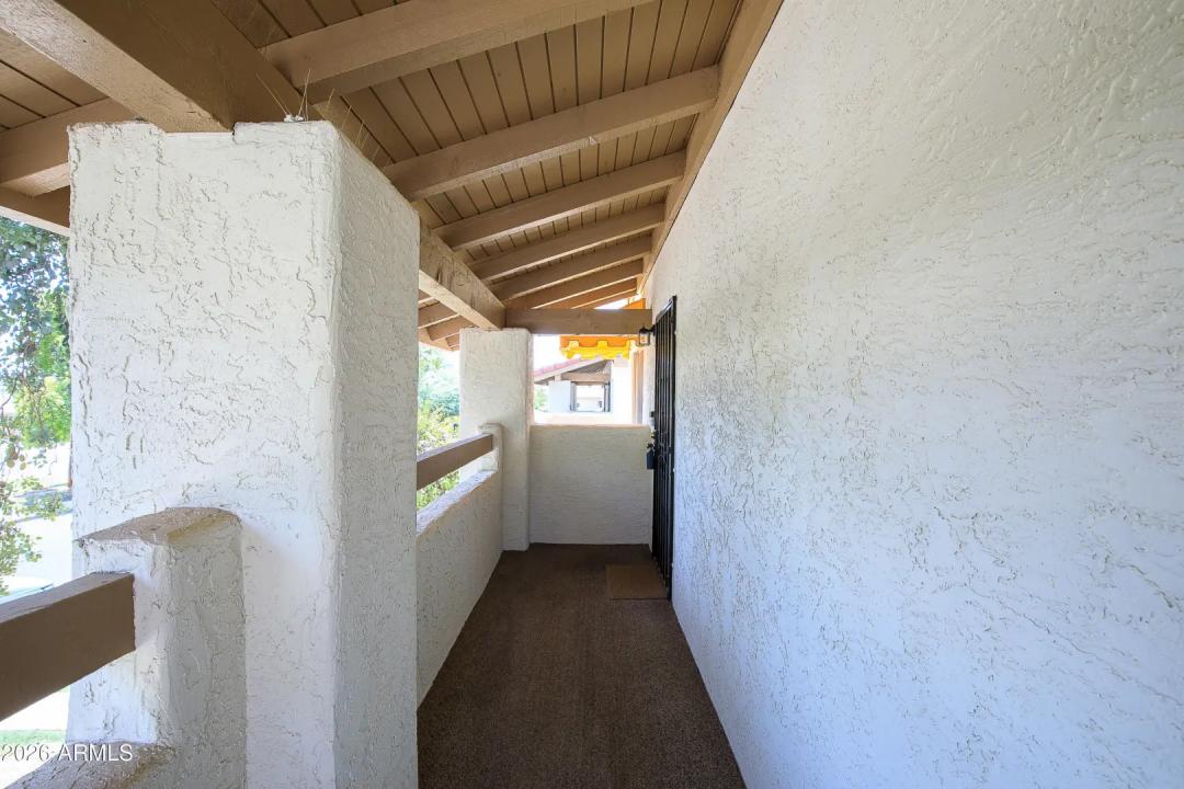 Real Estate Picture 3