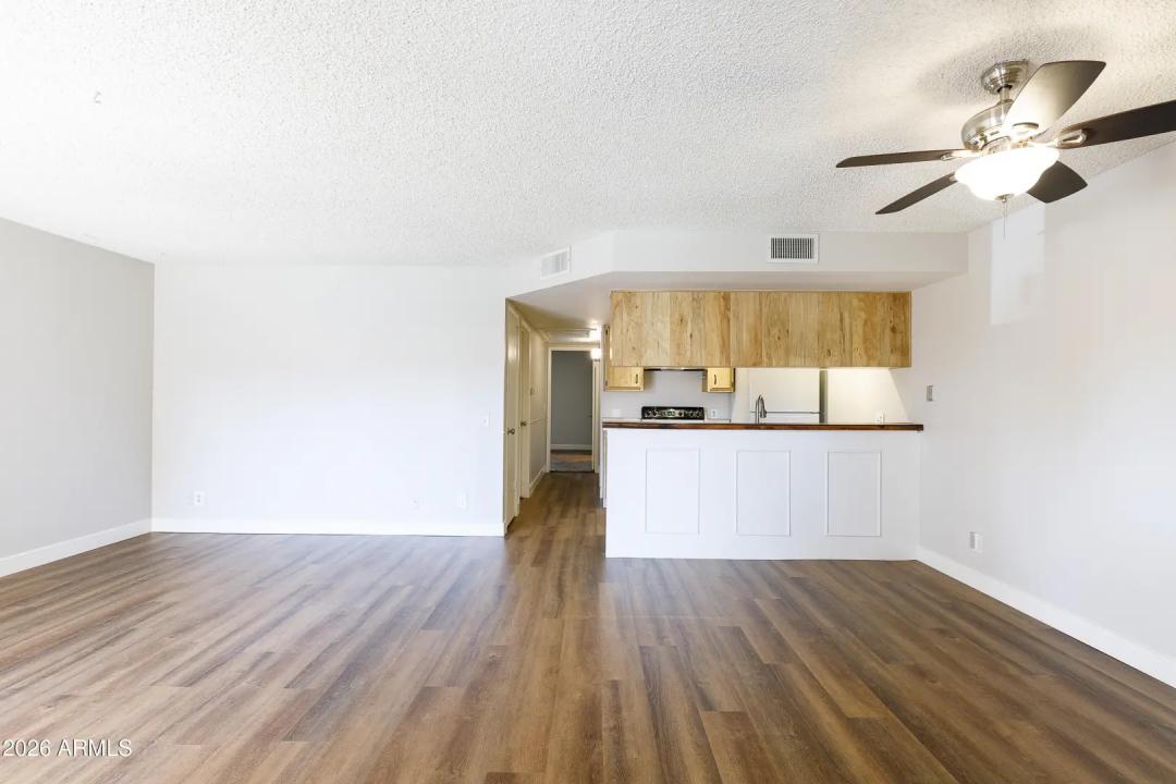 Real Estate Picture 21