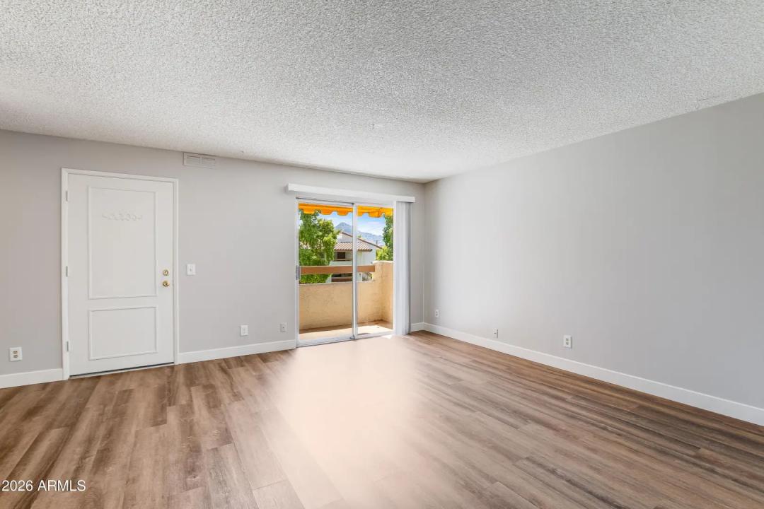 Real Estate Picture 25