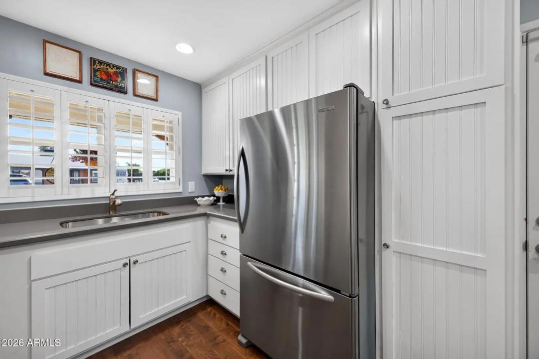 Real Estate Picture 10