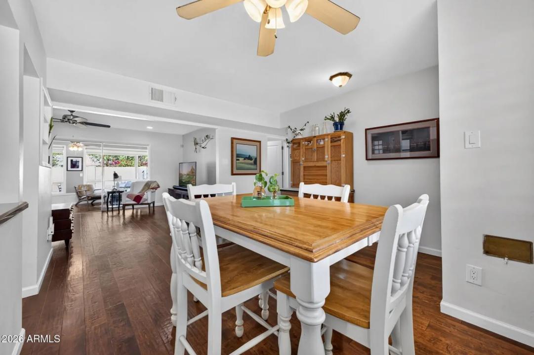 Real Estate Picture 13