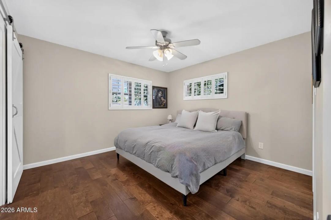 Real Estate Picture 19