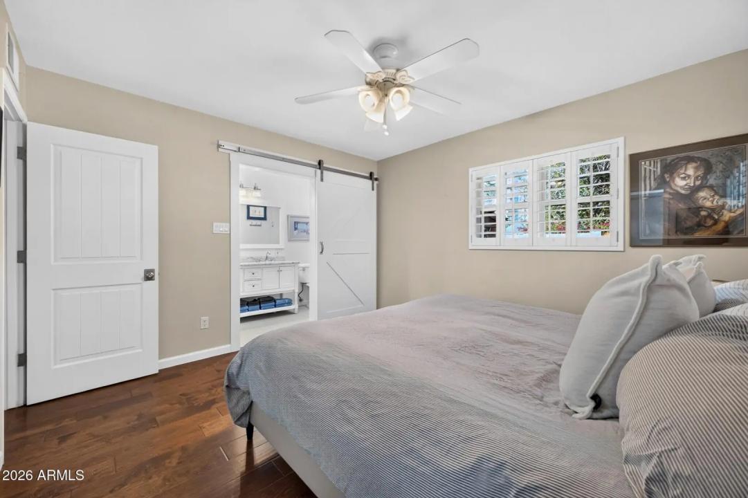 Real Estate Picture 21