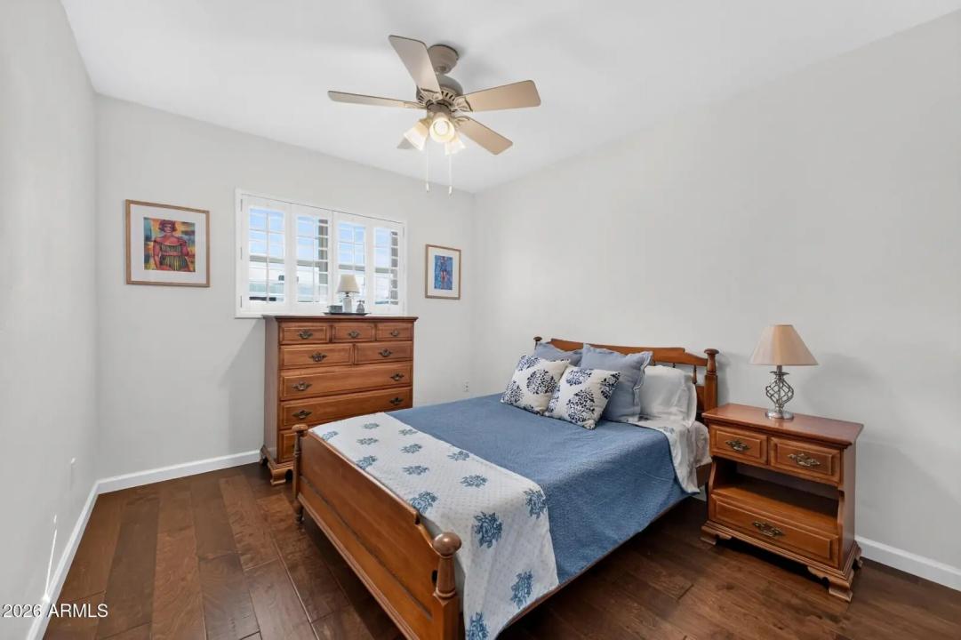 Real Estate Picture 28