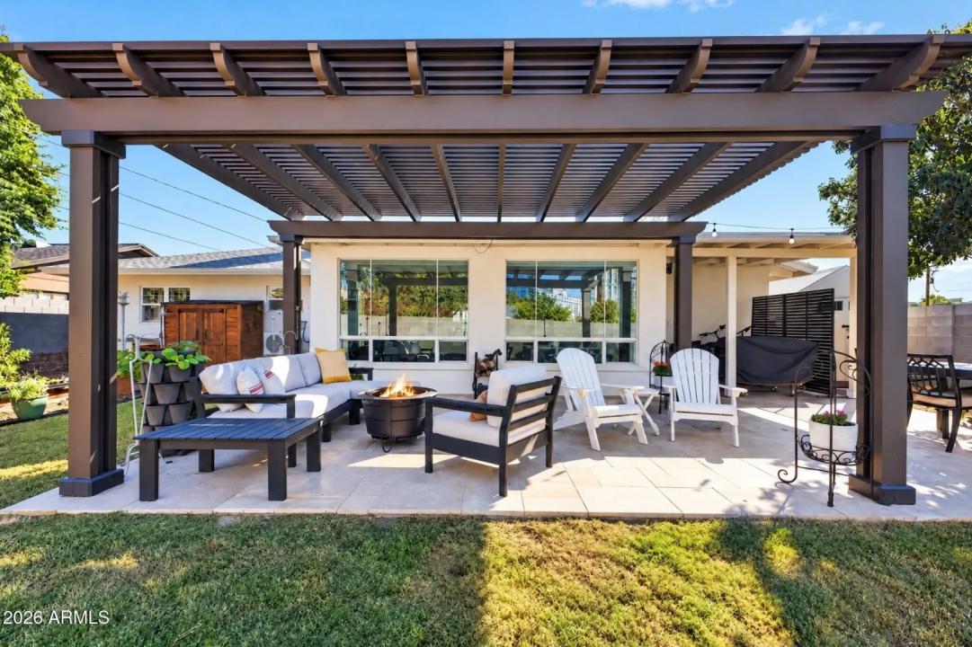 Real Estate Picture 38