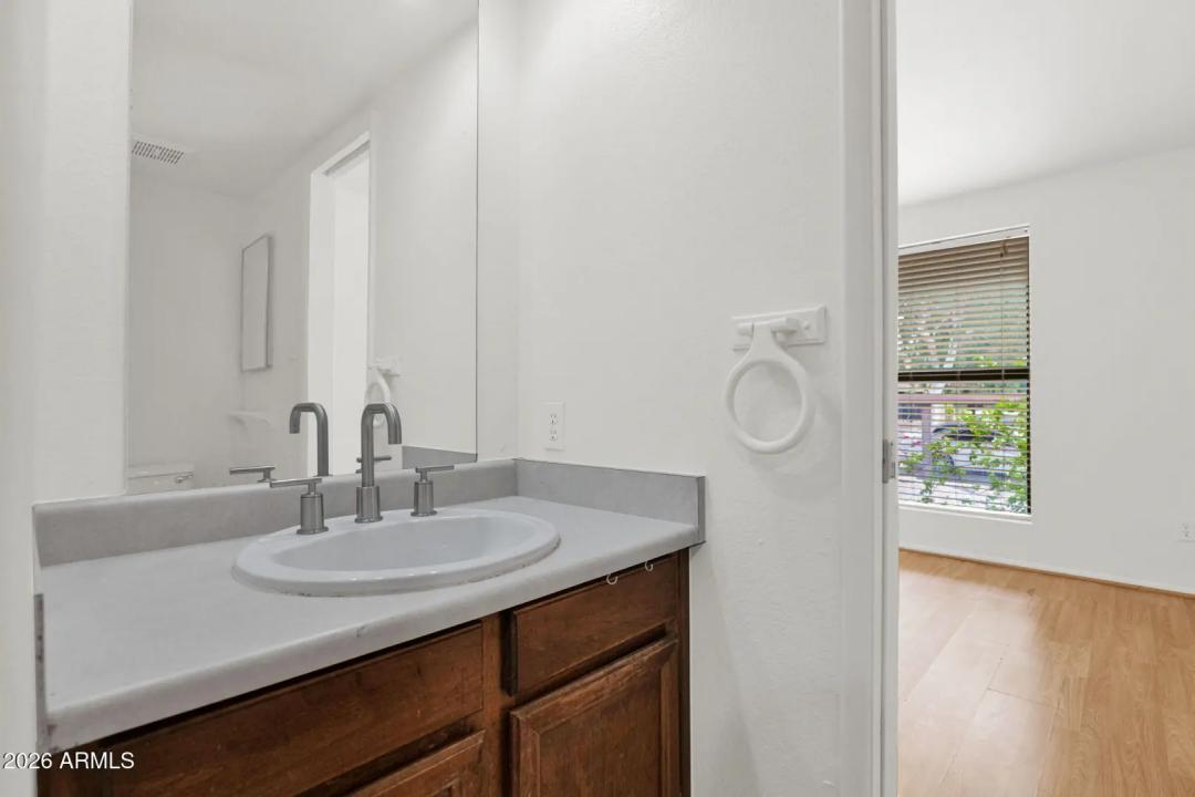 Real Estate Picture 20