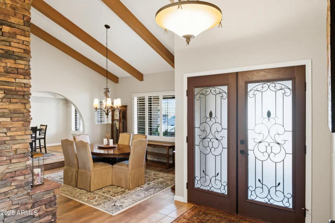 Real Estate Picture 6